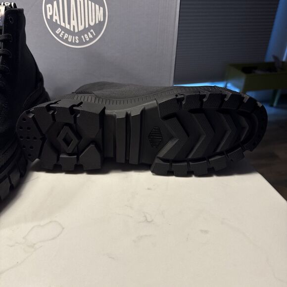Palladium Revolt Hi TX Black Women’s US 10M Platform Boots - Picture 9 of 12